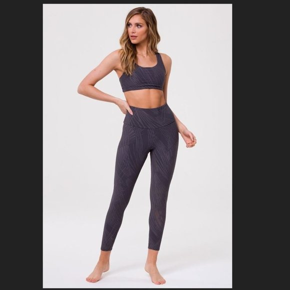 Onzie - Selenite Midi Leggings & Mudra Bra - Concord Selenite - L - Picture 1 of 10